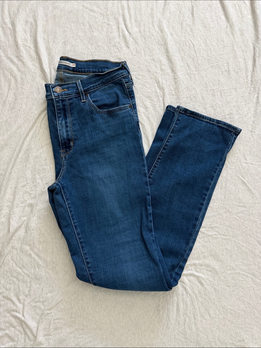 Levi High Rise Straight Jeans